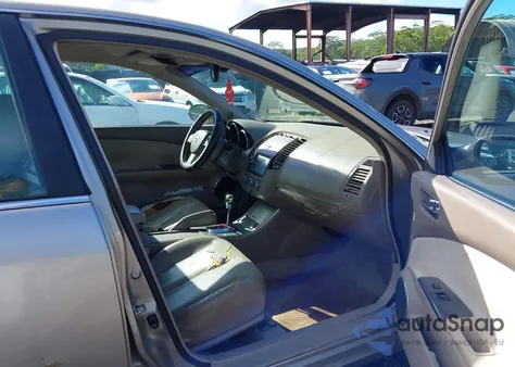 2005 Nissan Altima 2.5 S из США, поврежденный, VIN 1N4AL11D65N498286